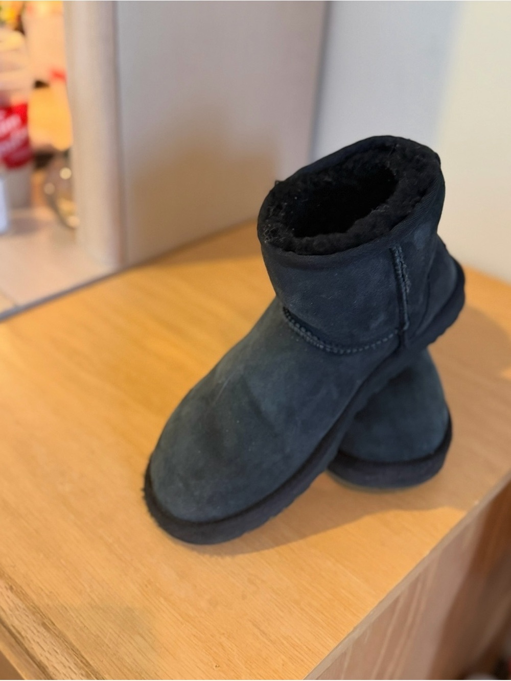 UGG CLASSIC MINI BOOT